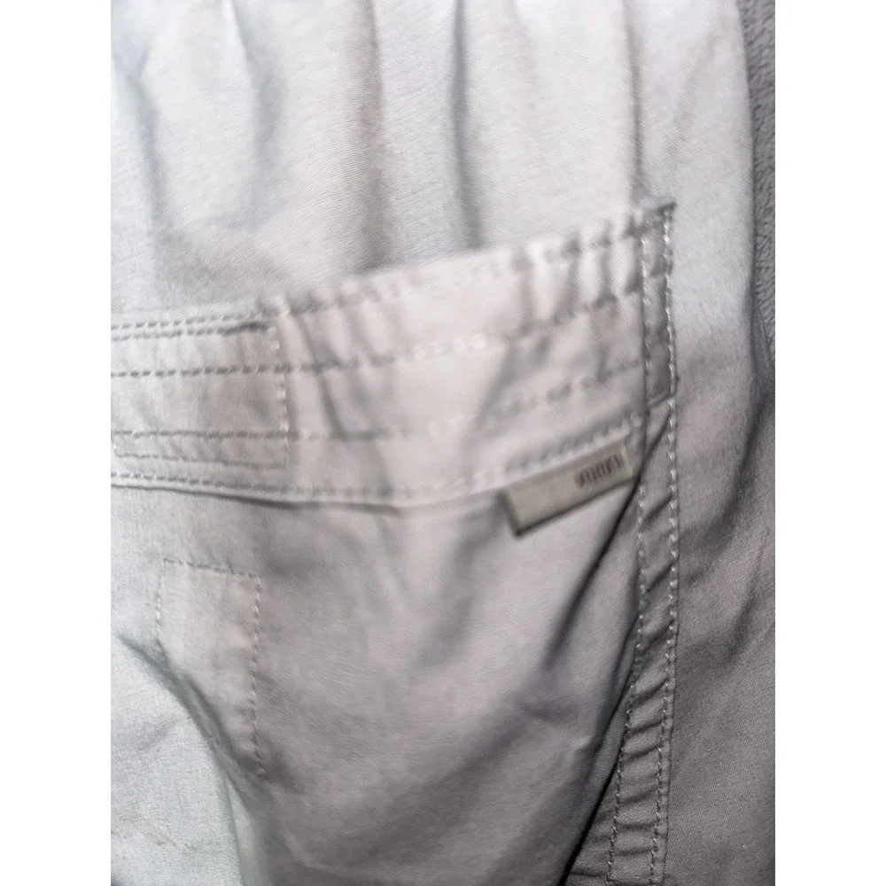Vuori Shorts Mens XS Gray Athletic Lined Quick Dry Stretch Drawstring 7 Inch